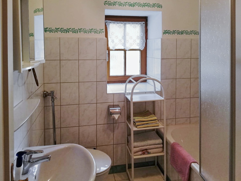 Badezimmer – Ferienwohnung Helga